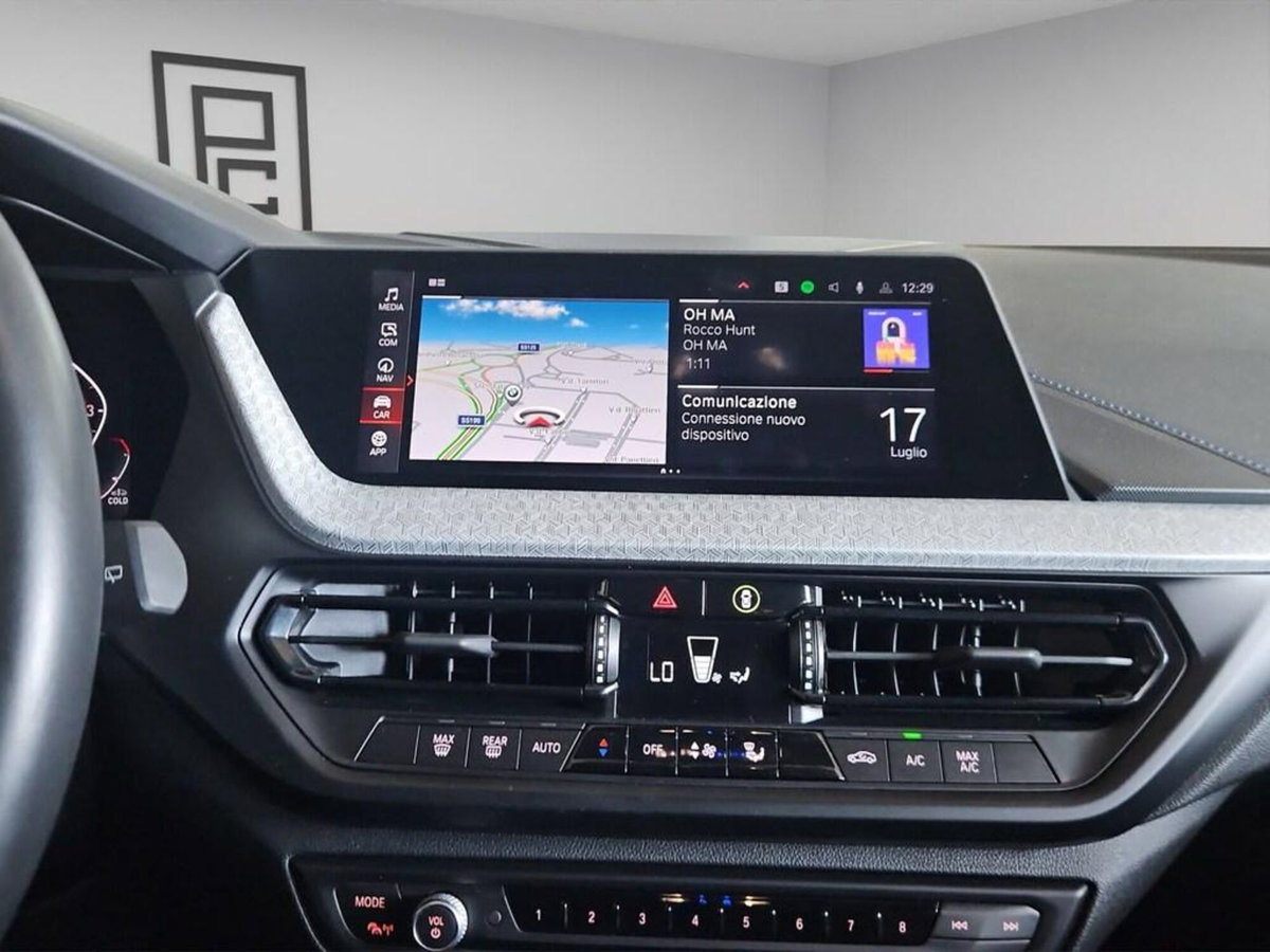 BMW Serie 1 118i 5p. Msport (14)