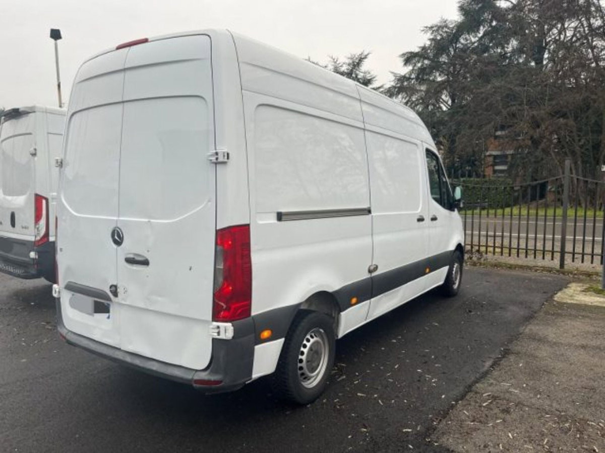 Mercedes-Benz Sprinter F32/35 311 CDI FWD TN Furgone Business (11)