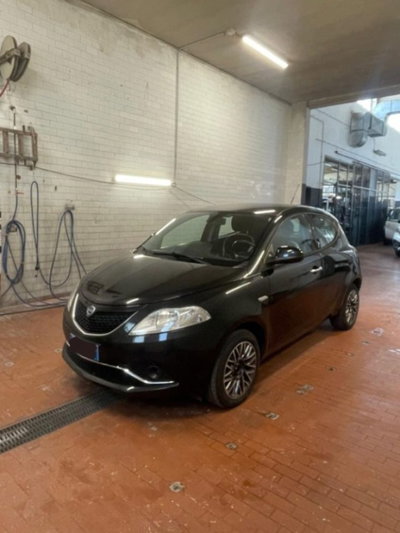 Lancia Ypsilon 1.2 69 CV 5 porte Gold usata