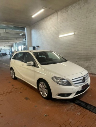 Mercedes-Benz Classe B 180 CDI Executive (11)