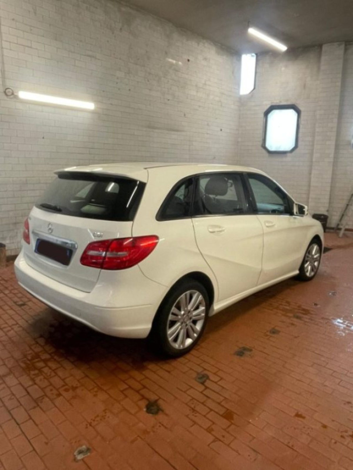 Mercedes-Benz Classe B 180 CDI Executive (13)