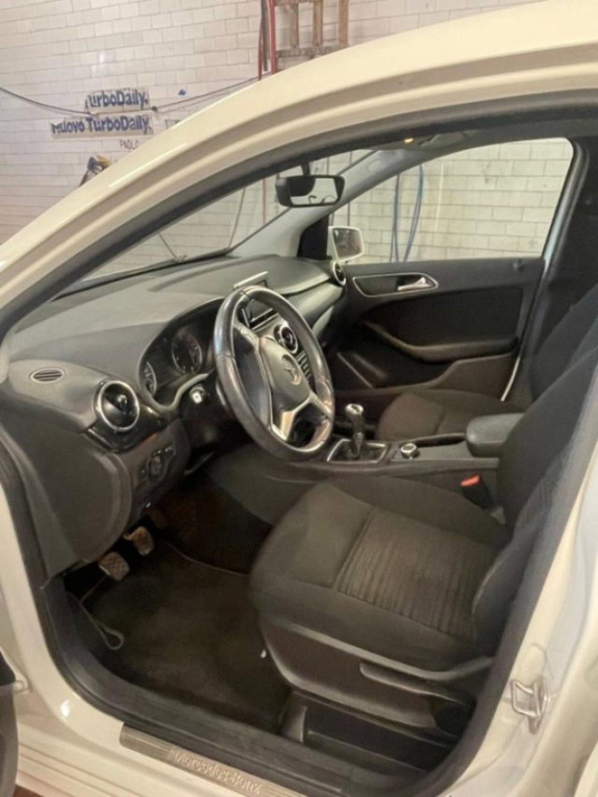 Mercedes-Benz Classe B 180 CDI Executive (5)
