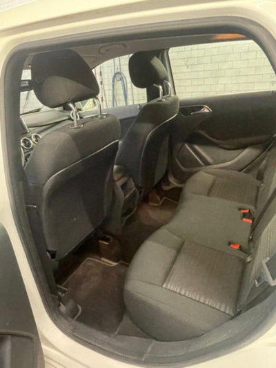 Mercedes-Benz Classe B 180 CDI Executive (6)