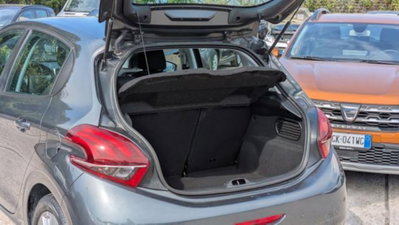 Peugeot 208 82 5 porte Touch (14)