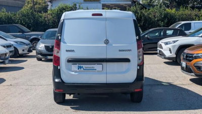 Dacia Dokker 1.6 8V 85CV Lauréate N1 (9)