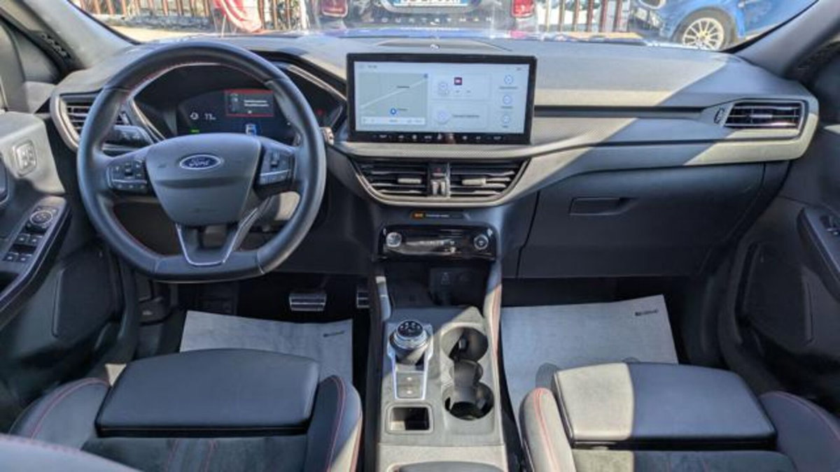 Ford Kuga 2.5 full hybrid ST-Line X 2wd 180cv auto (6)