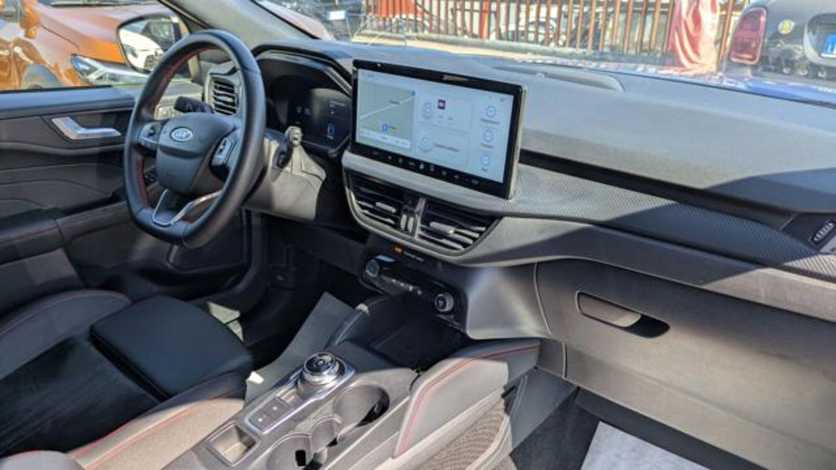 Ford Kuga 2.5 full hybrid ST-Line X 2wd 180cv auto (7)