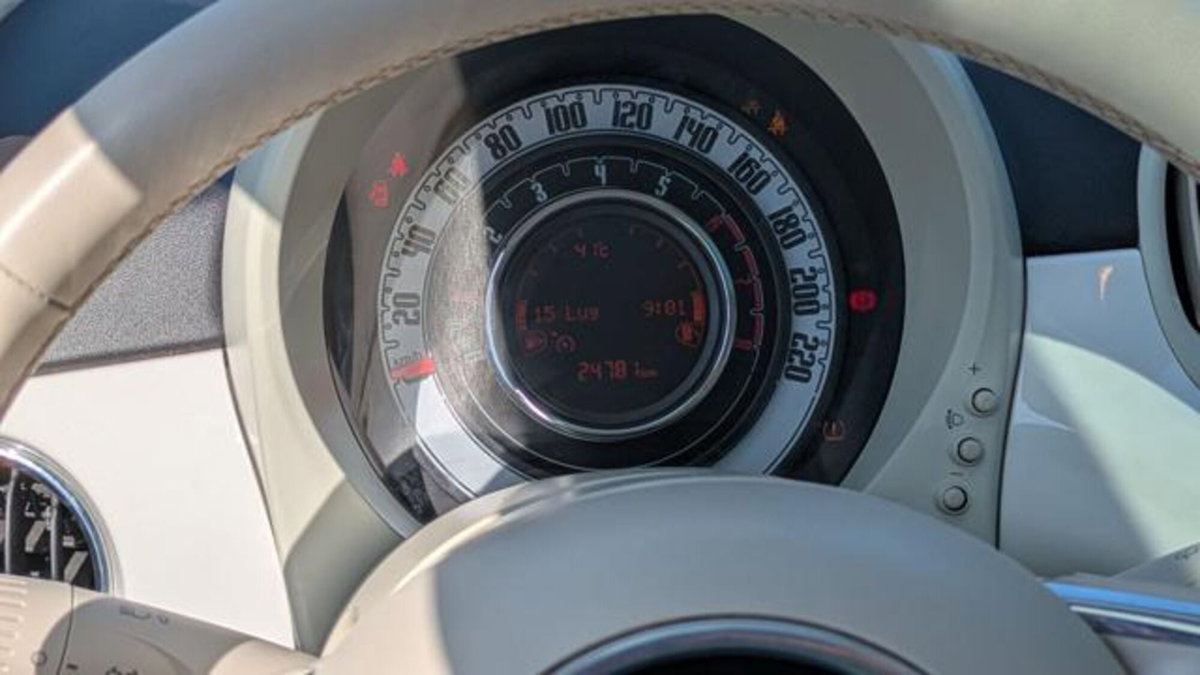 Fiat 500 1.0 Hybrid Dolcevita (7)