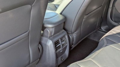 Ford Mustang Mach-E Standard 269CV (12)