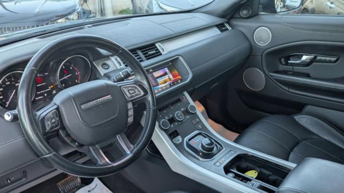 Land Rover Range Rover Evoque 2.0D I4-L.Flw 150 CV (9)