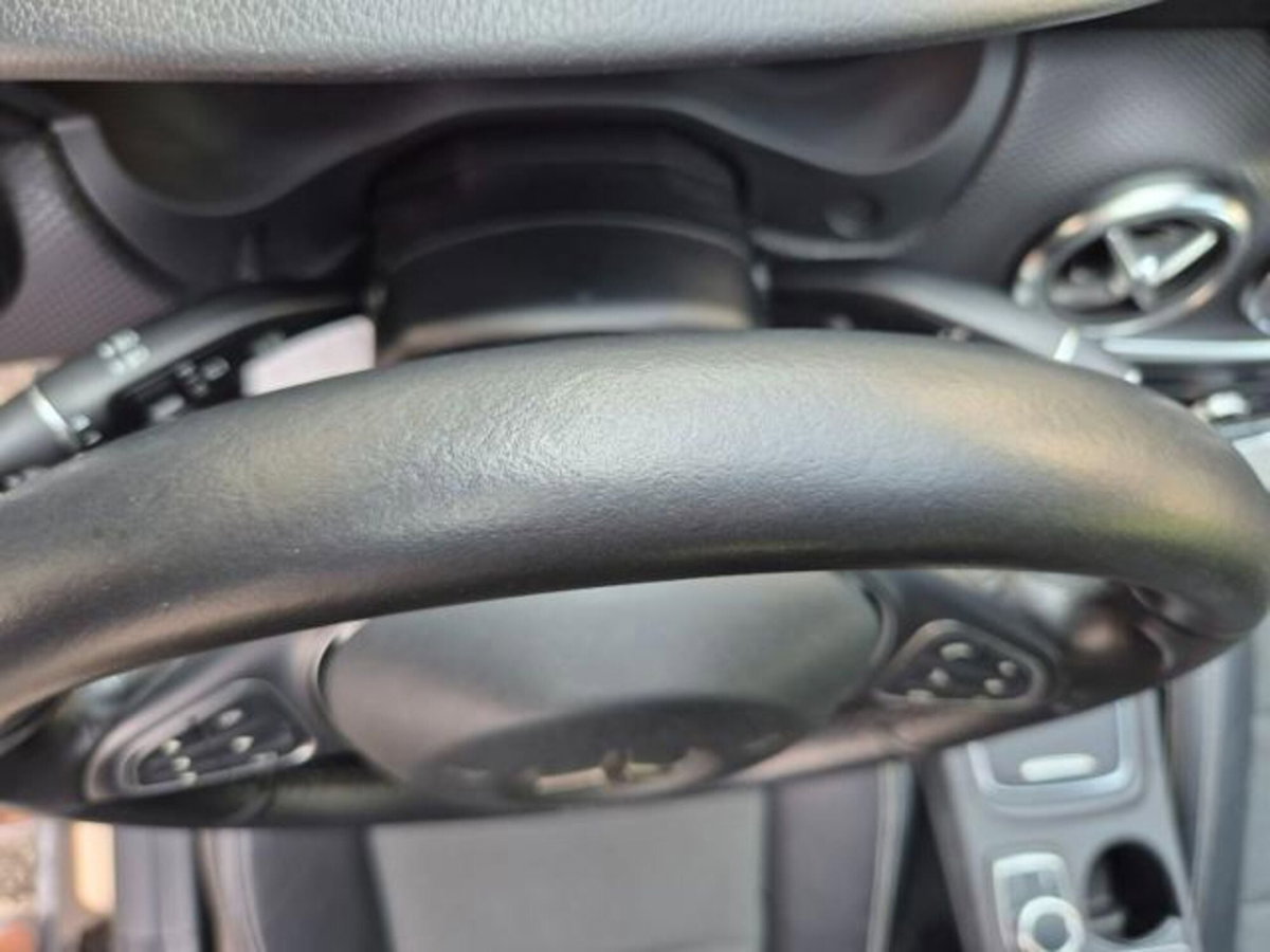 Mercedes-Benz Classe A 180 d Automatic Sport (13)