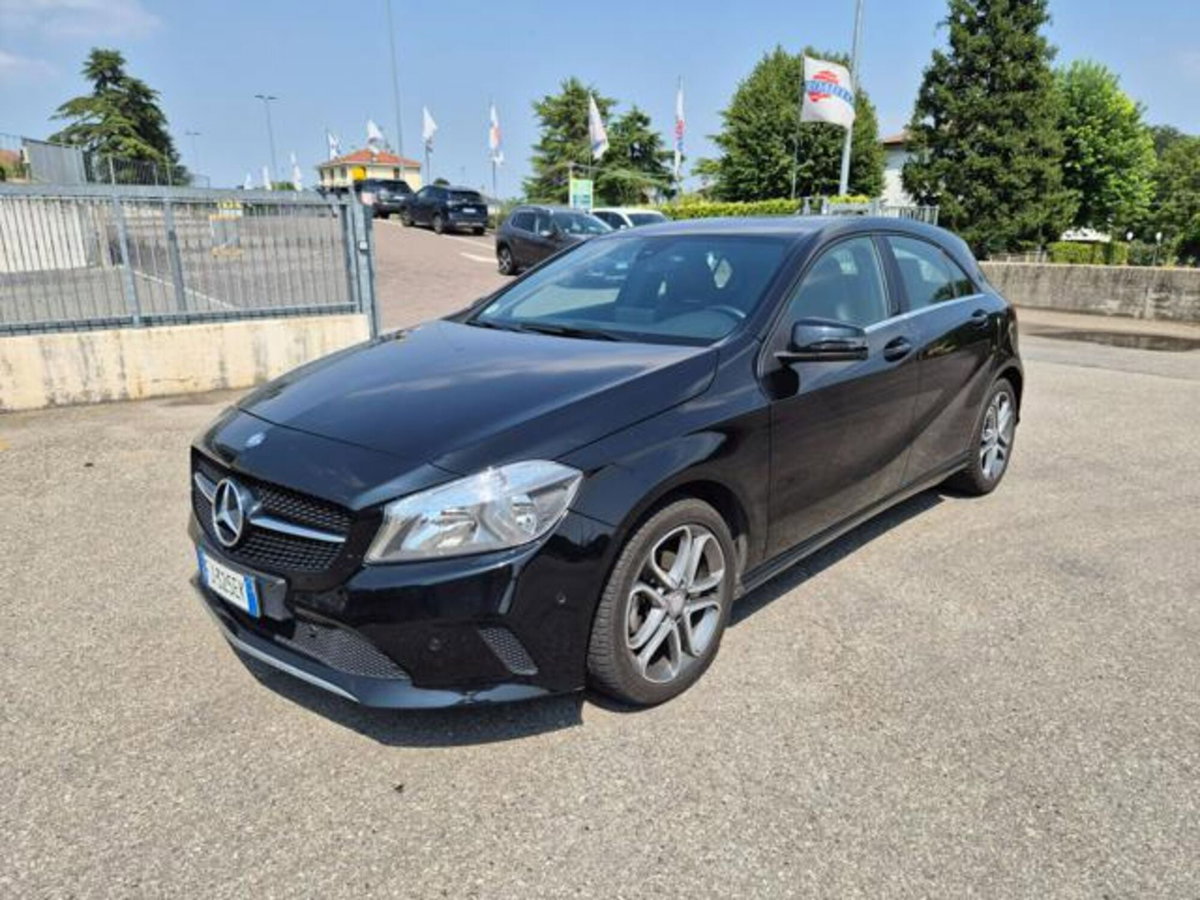 Mercedes-Benz Classe A 180 d Automatic Sport (2)