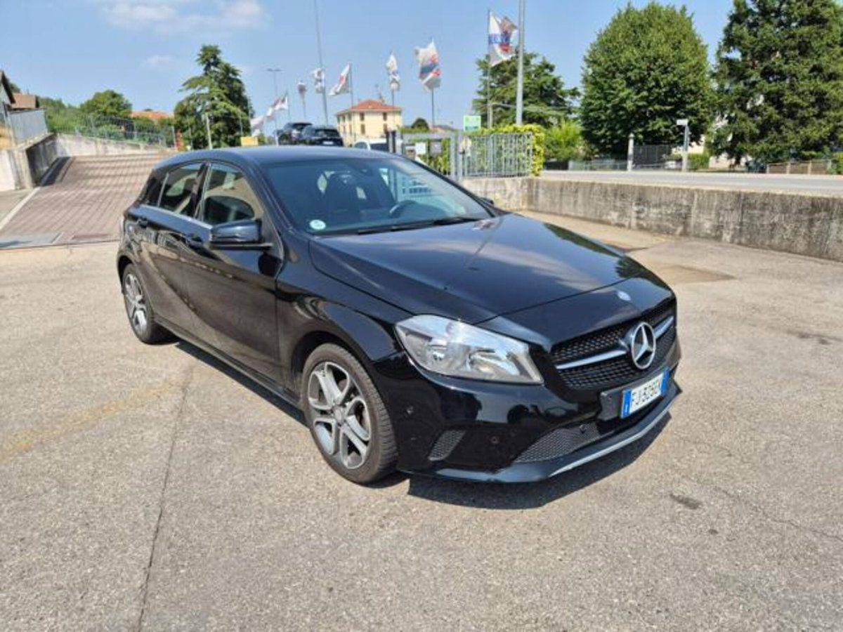 Mercedes-Benz Classe A 180 d Automatic Sport (5)
