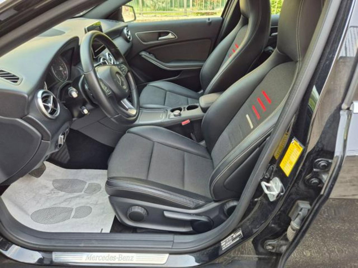Mercedes-Benz Classe A 180 d Automatic Sport (9)
