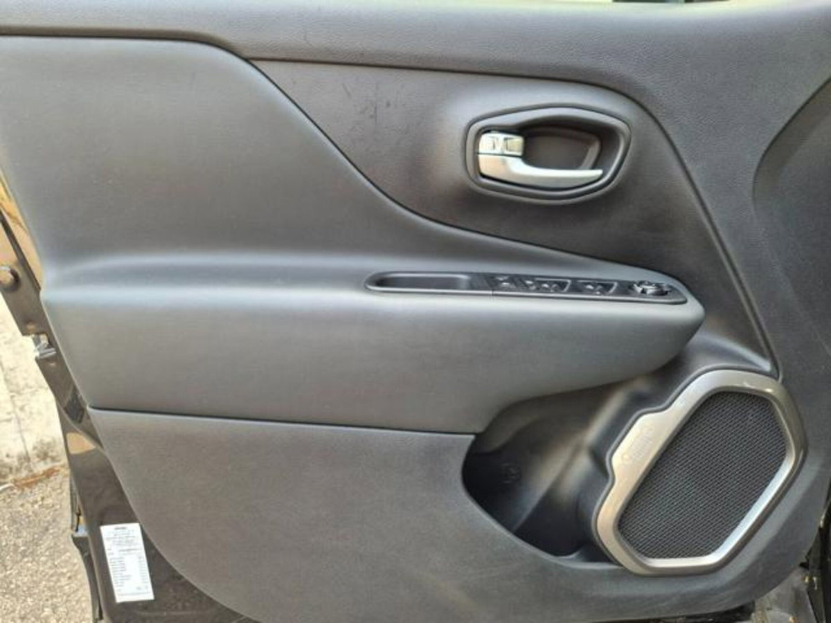 Jeep Renegade 1.0 T3 Limited (13)