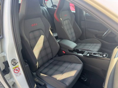 Volkswagen Golf 2.0 TSI GTI DSG (19)