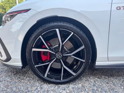 Volkswagen Golf 2.0 TSI GTI DSG (4)