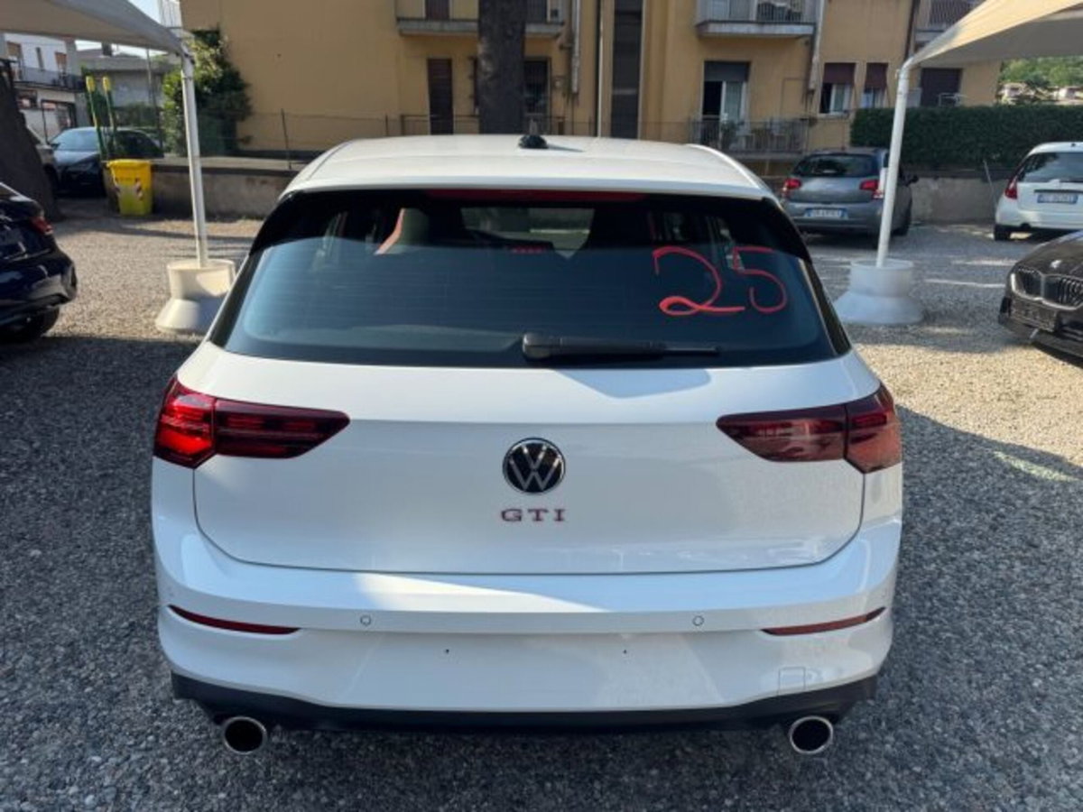 Volkswagen Golf 2.0 TSI GTI DSG (6)