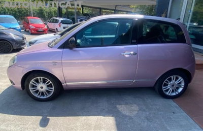 Lancia Ypsilon 1.2 69 CV Unyca (2)