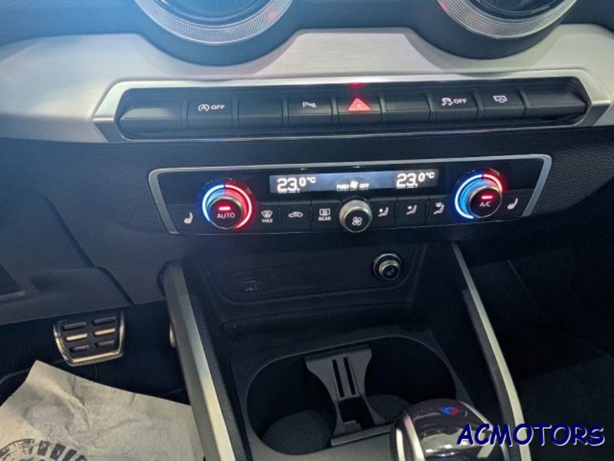 Audi Q2 Q2 35 TFSI S tronic S line Edition (14)