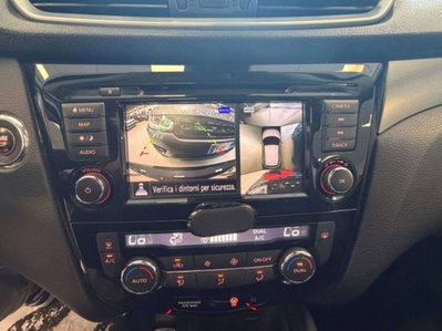 Nissan Qashqai 1.5 dCi 115 CV Tekna (11)