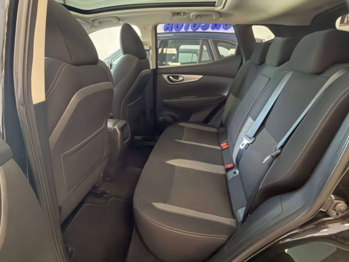 Nissan Qashqai 1.5 dCi 115 CV Tekna (9)