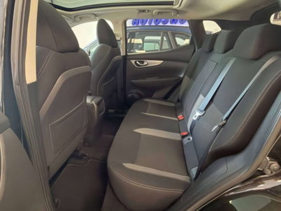Nissan Qashqai 1.5 dCi 115 CV Tekna (9)