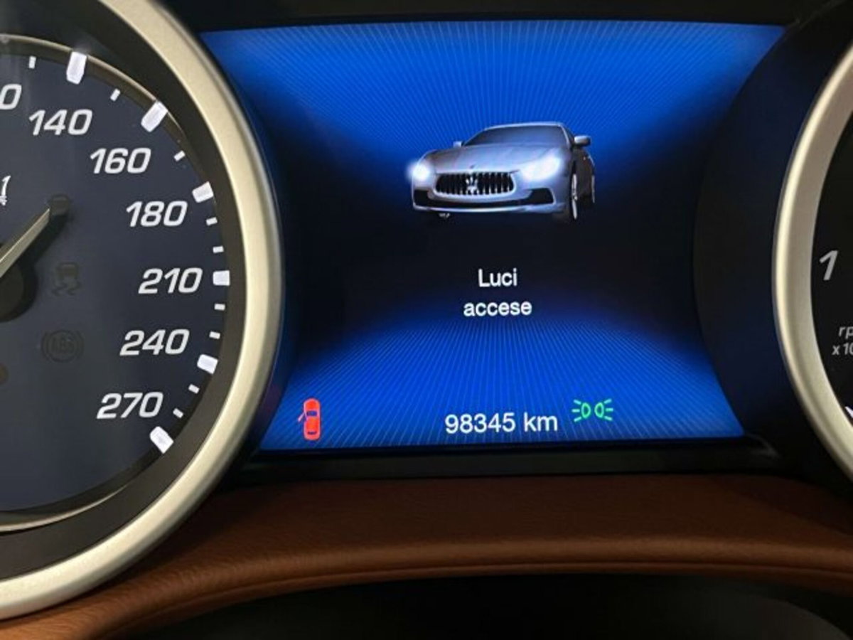 Maserati Ghibli Ghibli V6 Diesel 275 CV Gransport (14)