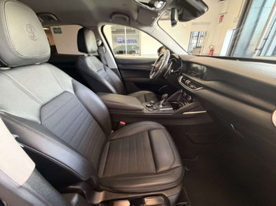 Alfa Romeo Stelvio 2.2 t Veloce Q4 210cv auto (7)