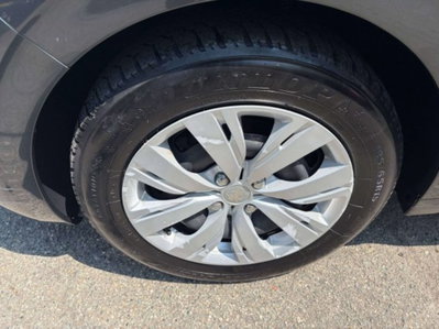 Peugeot 208 1.2 puretech Active s&s 75cv (14)