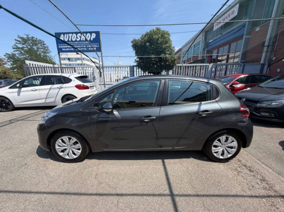 Peugeot 208 1.2 puretech Active s&s 75cv (2)