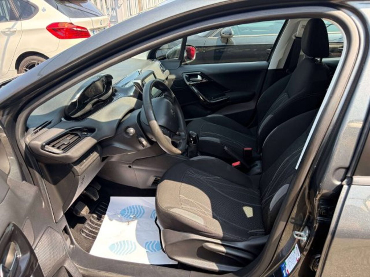 Peugeot 208 1.2 puretech Active s&s 75cv (8)