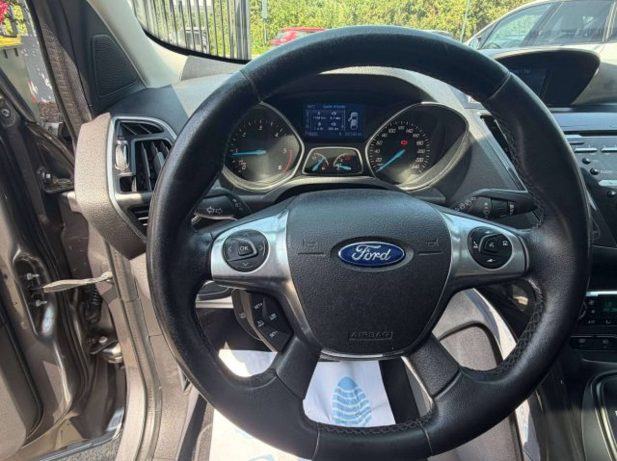 Ford Kuga 2.0 TDCi 163 CV 4WD Titanium DPF (11)
