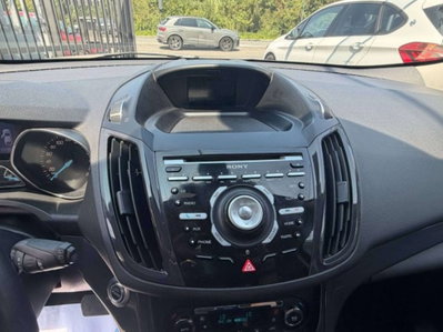 Ford Kuga 2.0 TDCi 163 CV 4WD Titanium DPF (9)