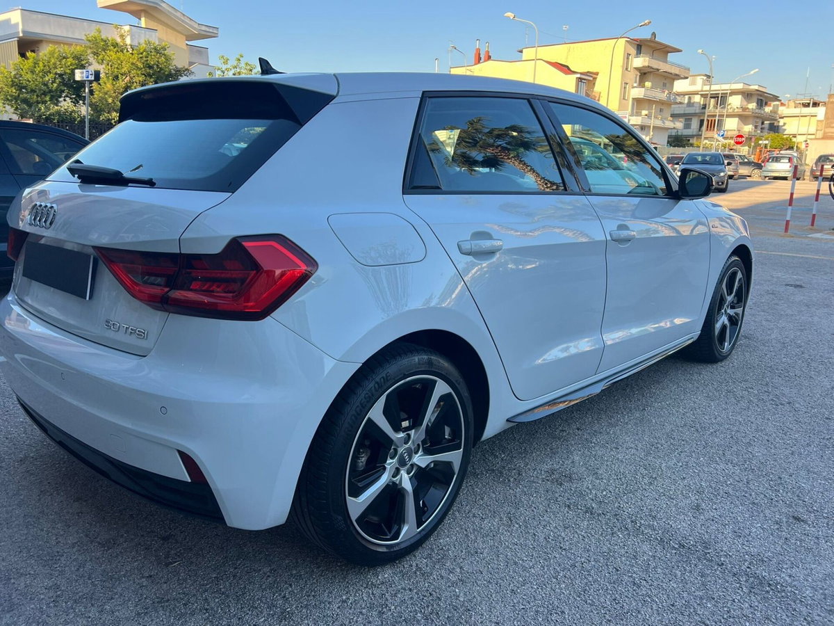 Audi A1 Sportback 30 TFSI S line edition (16)