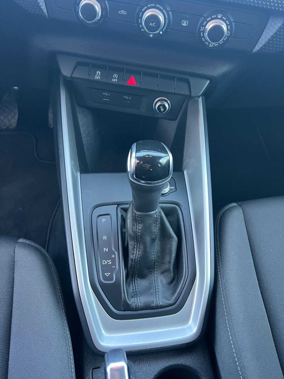 Audi A1 Sportback 30 TFSI S line edition (6)