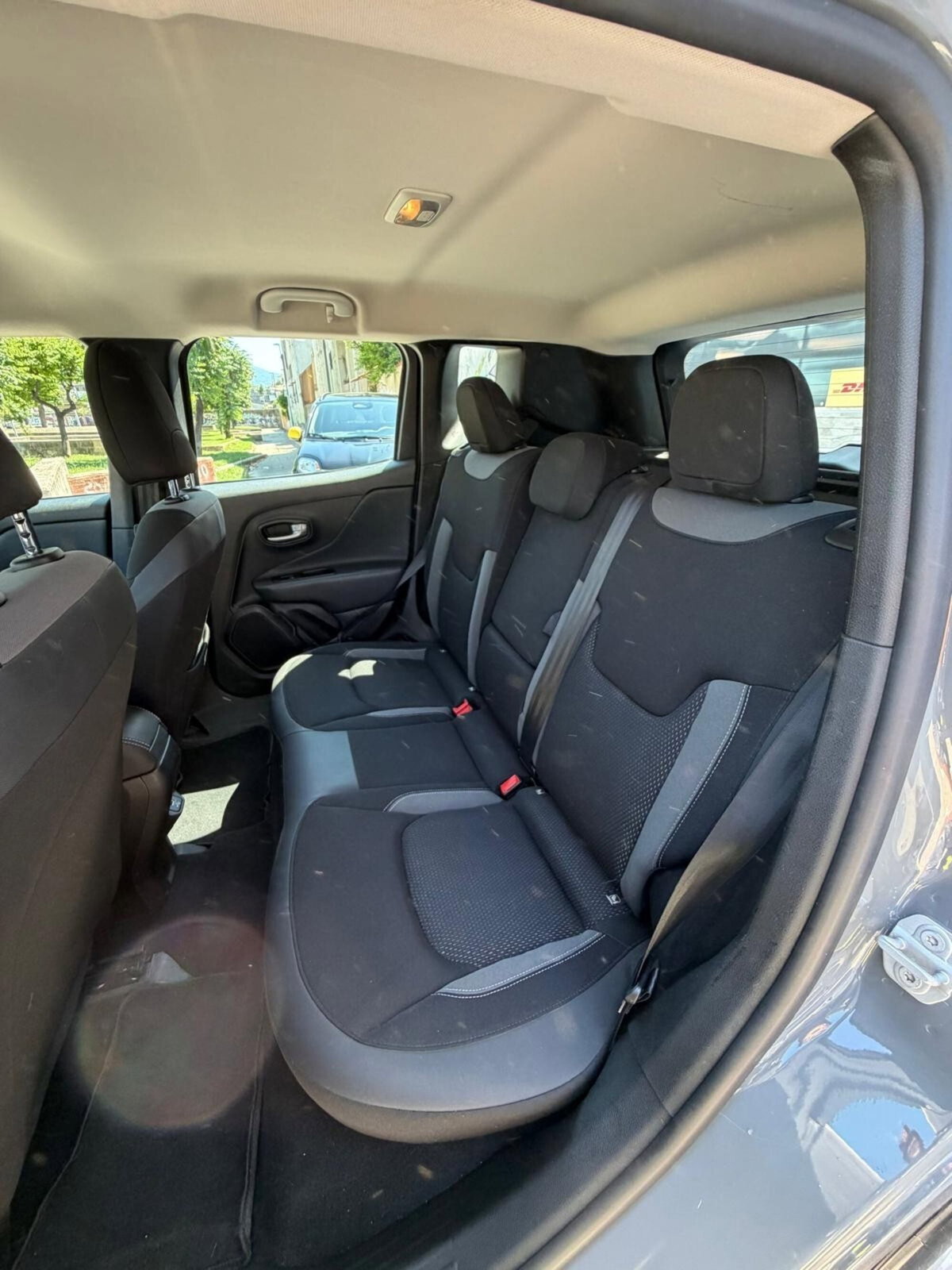 Jeep Renegade 1.6 Mjt 130 CV Limited (11)