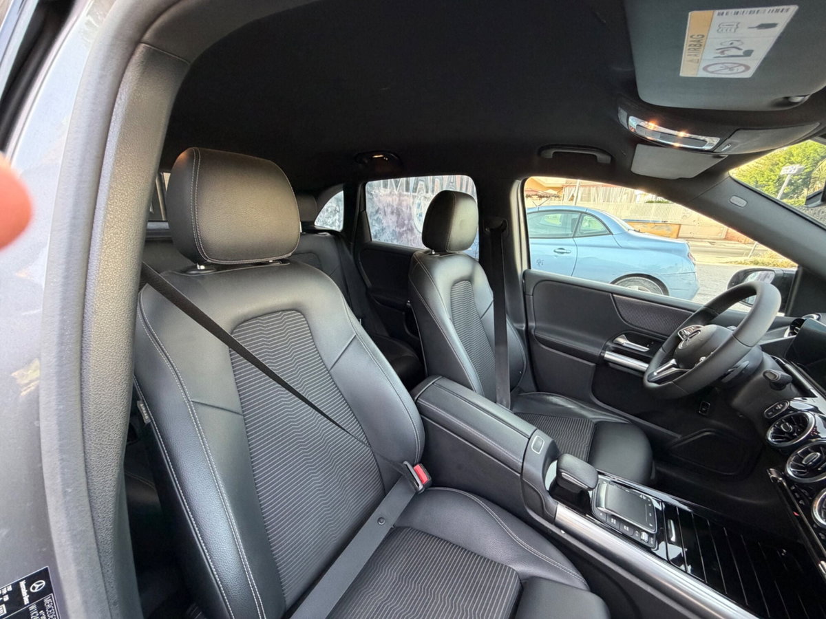Mercedes-Benz Classe B 180 d Automatic Sport Plus (11)