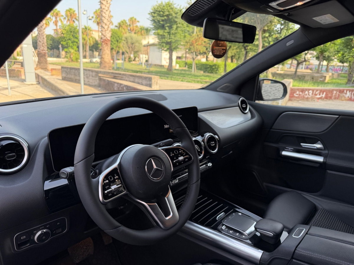 Mercedes-Benz Classe B 180 d Automatic Sport Plus (16)
