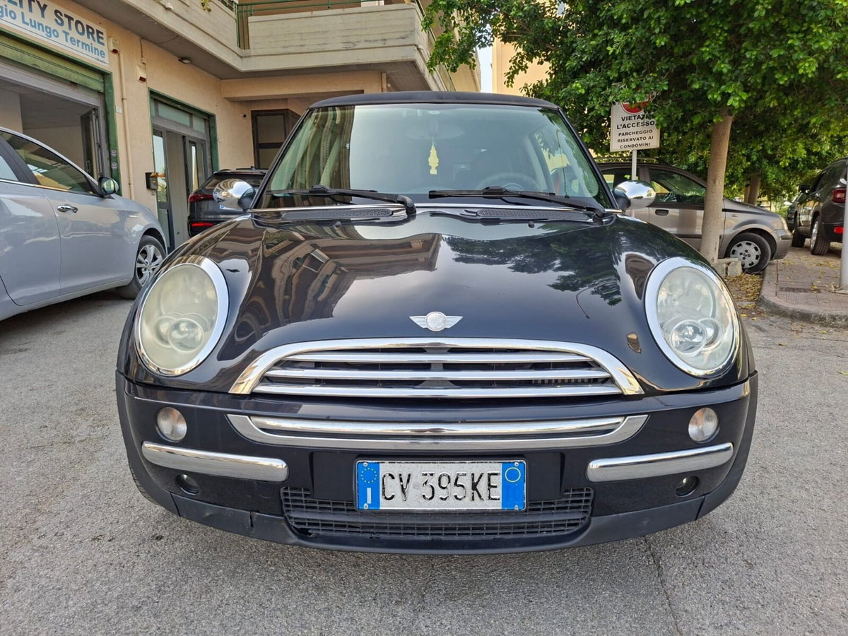 MINI Mini 1.4 tdi One D (2)