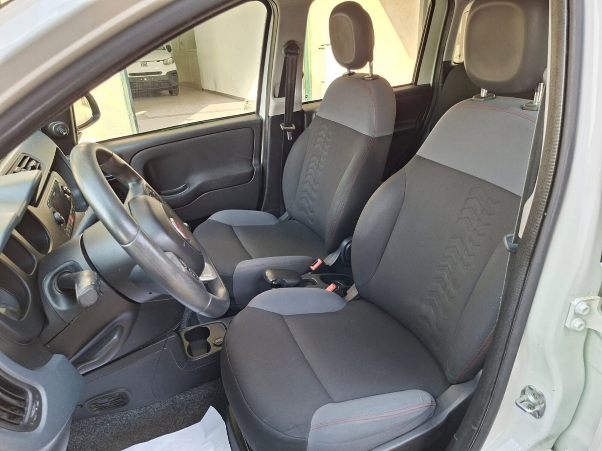 Fiat Panda 1.3 MJT 80 CV S&S Lounge (13)