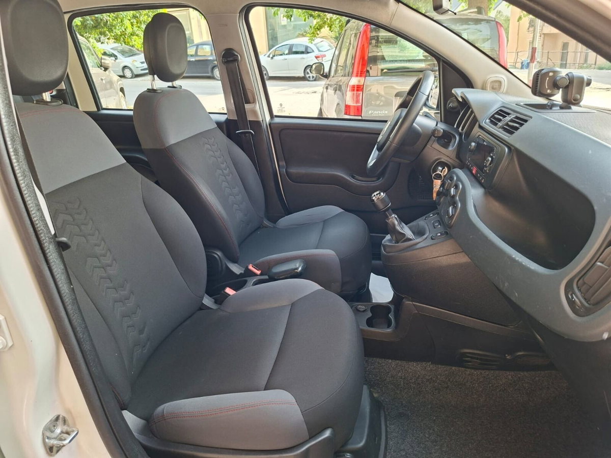 Fiat Panda 1.3 MJT 80 CV S&S Lounge (16)