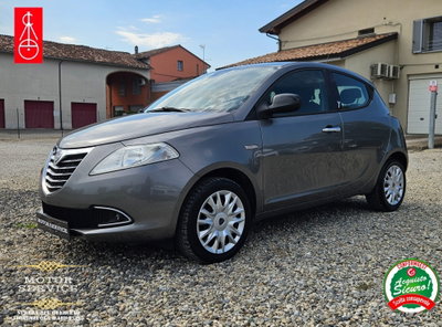 Lancia Ypsilon 1.2 69 CV 5 porte Gold (2)