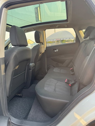 Nissan Qashqai 1.5 dCi DPF Tekna (11)