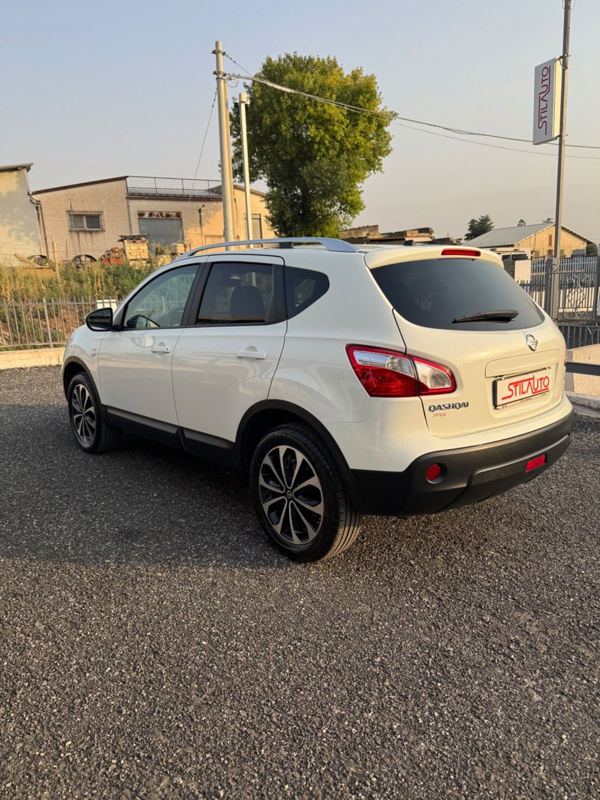 Nissan Qashqai 1.5 dCi DPF Tekna (2)