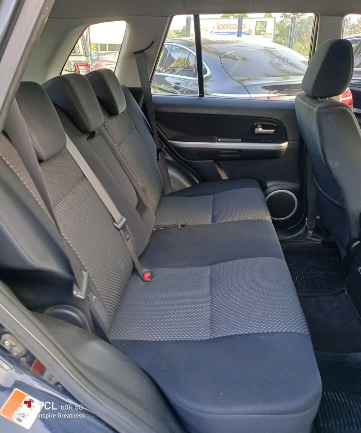 Suzuki Grand Vitara 1.9 DDiS 5 porte (8)