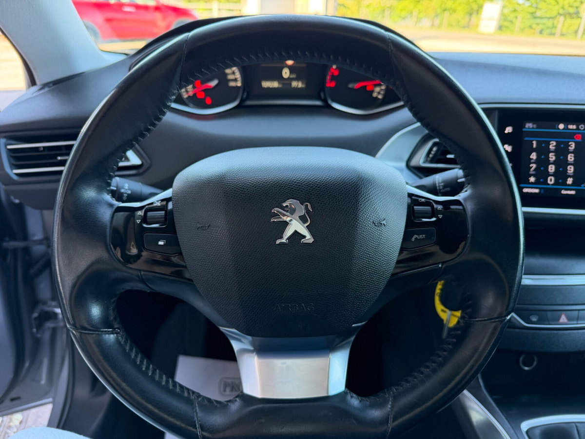 Peugeot 308 SW BlueHDi 130 S&S GT (15)