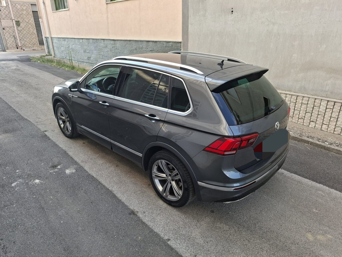 Volkswagen Tiguan 1.6 TDI SCR Business BlueMotion Technology (10)