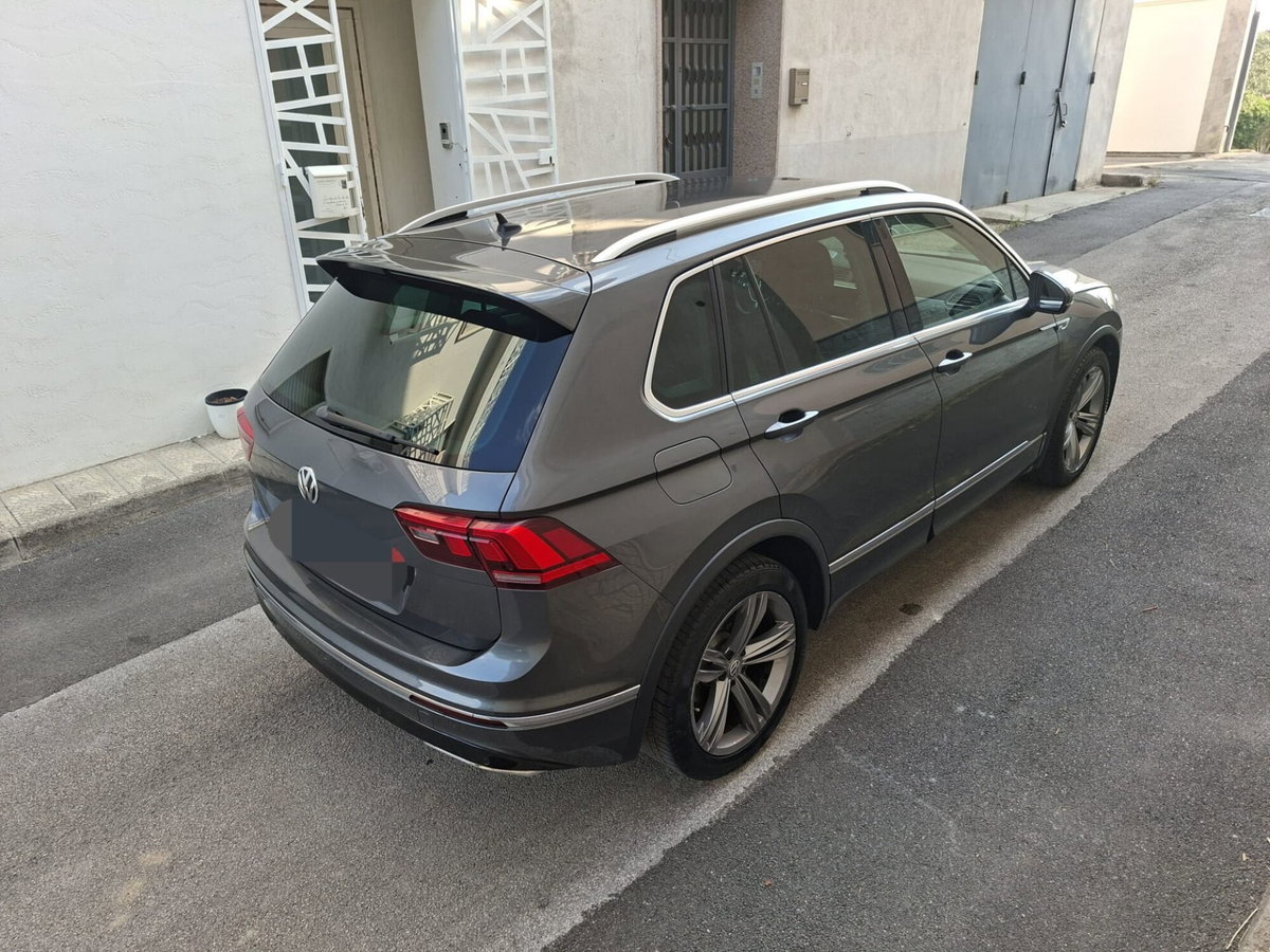 Volkswagen Tiguan 1.6 TDI SCR Business BlueMotion Technology (12)