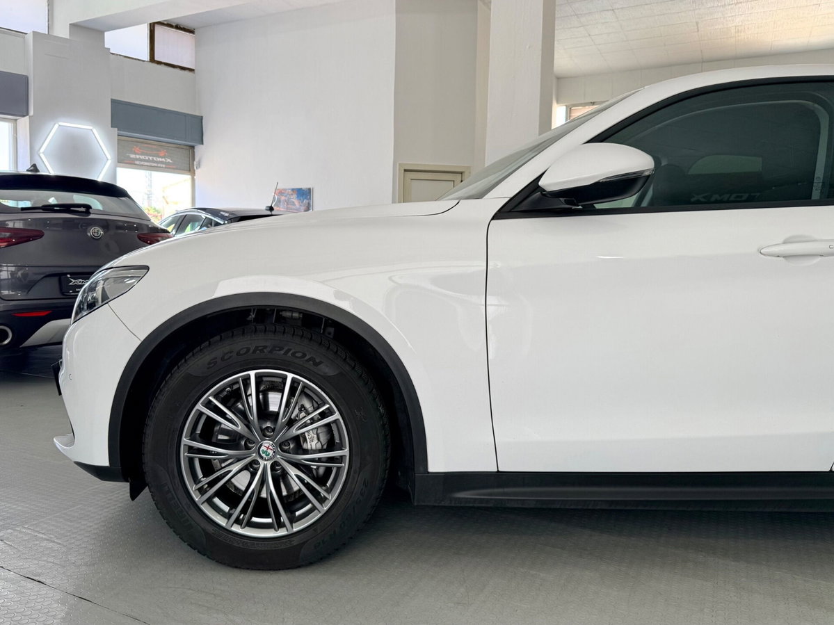Alfa Romeo Stelvio Stelvio 2.2 Turbodiesel 160 CV AT8 RWD Super Business (11)